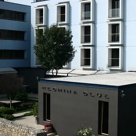 Reghina Blue 4*