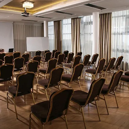 Reghina Blue ホテル ティミショアラ