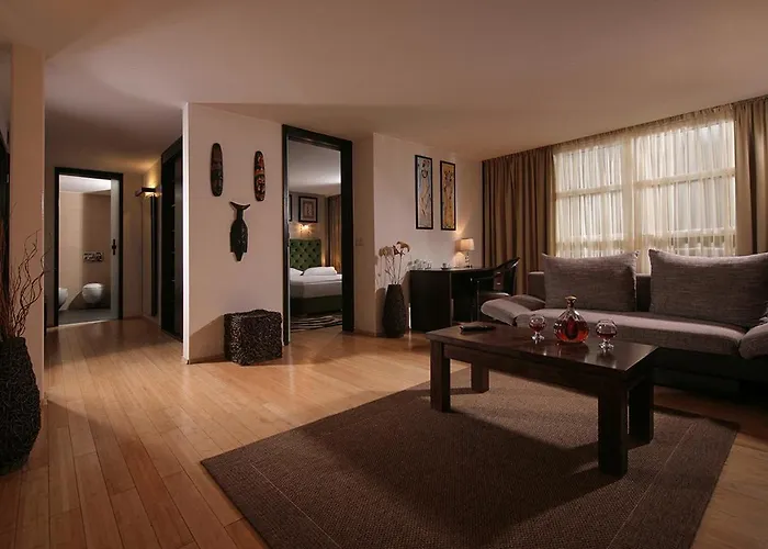 Готель Reghina Blue 4*